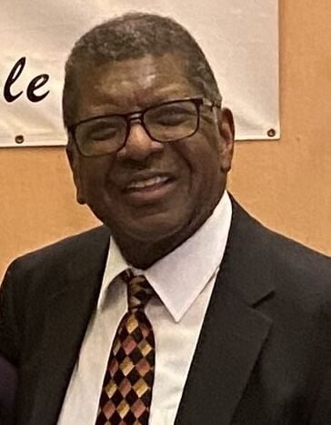 OBIT_Marvin_Victor_Roman_236791-1