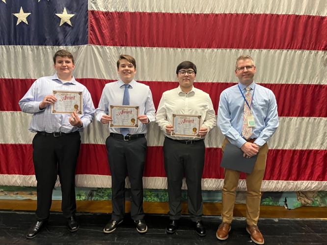 Best and brightest middle schoolers earn medals from Kiwanis